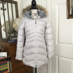 NWT Marmot Montreal puffer coat